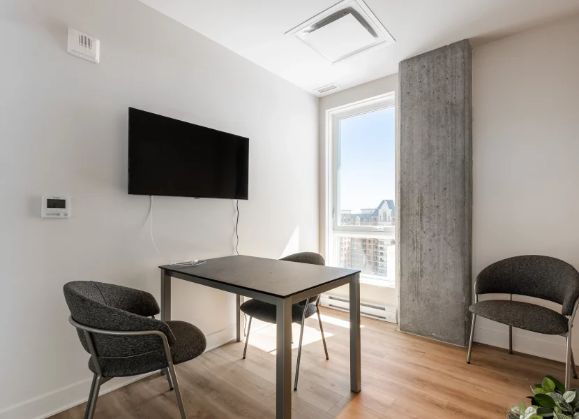 Mostra Maisonneuve units for rent, coworking spaces